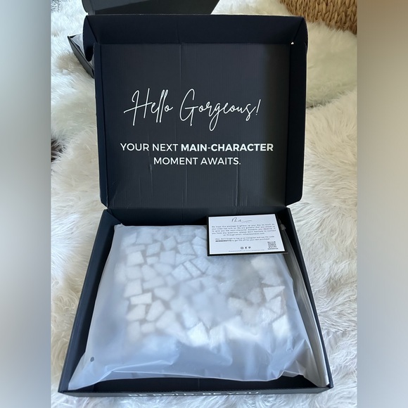 April Embellished Mini Dress, brand new, original packaging - Picture 5 of 7